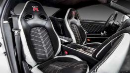 Wnętrze Nissana GT-R według Carlex Design