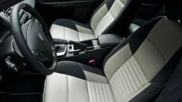 Baby kombi - Volvo V50 R-Design