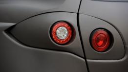 Porsche Cayenne FAB Design - lewy tylny reflektor - włączony