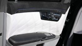 Mercedes S500 Inden Design - drzwi kierowcy od wewnątrz