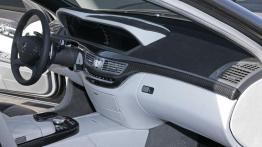 Mercedes S500 Inden Design - deska rozdzielcza