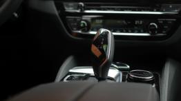 BMW M550i – może to nie M5, ale co z tego?