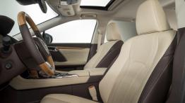 Lexus RX dla siedmiorga