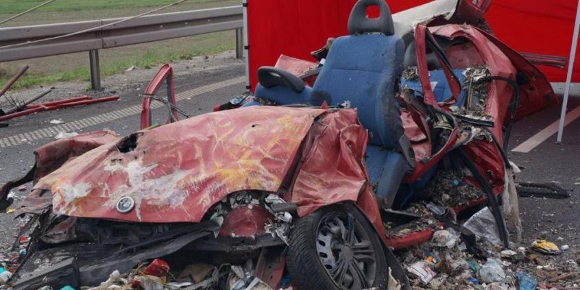 Długi weekend i znowu tragicznie na drogach