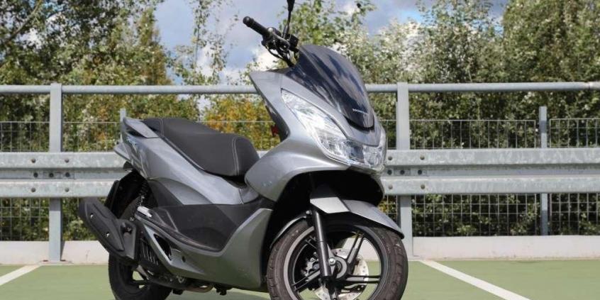 Honda PCX - gasnę i gasnę...
