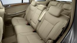 Mercedes Klasa GL - tylna kanapa