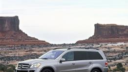 Mercedes Klasa GL - widok z przodu