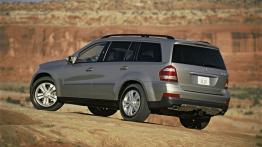 Mercedes Klasa GL - widok z tyłu