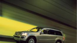 Mercedes Klasa GL - widok z przodu