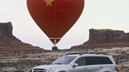 Mercedes Klasa GL - widok z przodu