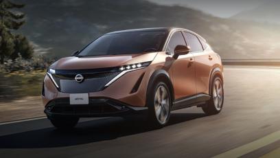 Nissan odświeżył Ariyę. Elektryczny SUV dostał styl Leafa i system Google