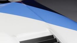 BMW seria 1 M Coupe - samochód bezpieczeństwa MotoGP - maska zamknięta