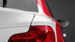 BMW seria 1 M Coupe - samochód bezpieczeństwa MotoGP - prawy tylny reflektor - wyłączony