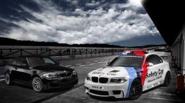 BMW seria 1 M Coupe - samochód bezpieczeństwa MotoGP - przód - reflektory wyłączone