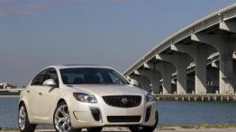 Buick Regal GS - widok z przodu