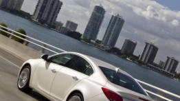 Buick Regal GS - lewy bok