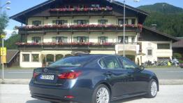 Rewolucja w ewolucji - Lexus GS