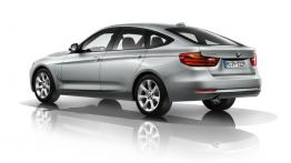 BMW serii 3 GT - tył - reflektory wyłączone