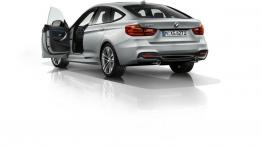 BMW serii 3 GT - tył - reflektory wyłączone