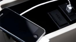 Mitsubishi Outlander GT - inny element wnętrza z przodu