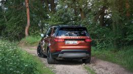 Land Rover Discovery – terenówka w smokingu