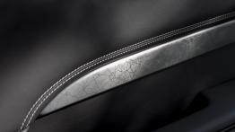 Land Rover Discovery – terenówka w smokingu