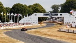 Szybkie ściganie podczas Festiwalu Szybkości w Goodwood