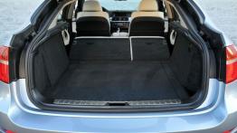 BMW X6 ActiveHybrid - bagażnik