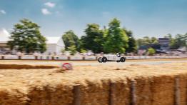 Szybkie ściganie podczas Festiwalu Szybkości w Goodwood