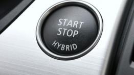 BMW X6 ActiveHybrid - przycisk do uruchamiania silnika