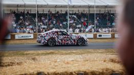 Szybkie ściganie podczas Festiwalu Szybkości w Goodwood