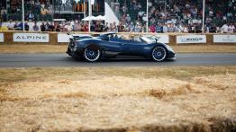 Szybkie ściganie podczas Festiwalu Szybkości w Goodwood