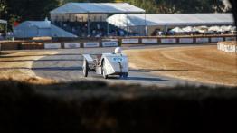 Szybkie ściganie podczas Festiwalu Szybkości w Goodwood