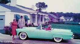 Dzieje grzmiącego ptaka - Ford Thunderbird