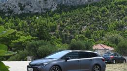 Toyota Corolla TS Kombi GR SPORT 2.0 Hybrid - lewy bok