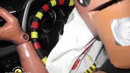 Toyota RAV4, 2.2 diesel, mid grade, LHD