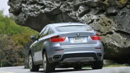 BMW X6 ActiveHybrid - widok z tyłu