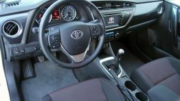 Toyota Auris Touring Sport - solidny standard