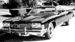 Ognisty ptak wodza Siuksów - Pontiac Firebird