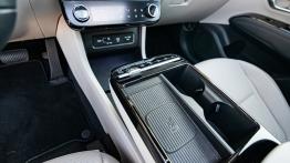 Hyundai Tucson 2026 PHEV Platinum 4WD - tunel ¶rodkowy miêdzy fotelami