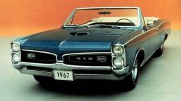 Ognisty ptak wodza Siuksów - Pontiac Firebird