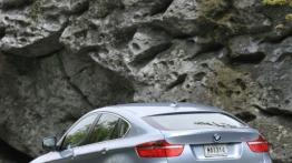 BMW X6 ActiveHybrid - widok z tyłu