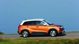 Suzuki Vitara 2015 Rugged - prawy bok