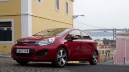 Kia Rio 2011 Hatchback 5d - lewy bok