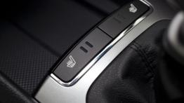 Kia Rio 2011 Hatchback 5d - sterowanie podgrzewaniem foteli