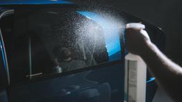 Jak bezpiecznie i profesjonalnie czyścić samochód?