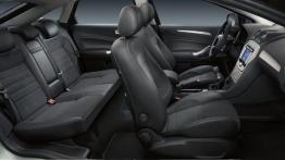Ford Mondeo 2007 4d - widok ogólny wnętrza z przodu