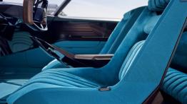 Peugeot e-Legend - widok ogólny wn?trza z przodu