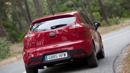 Kia Rio 2011 Hatchback 5d - widok z tyłu