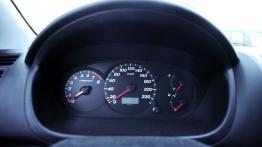 Honda Civic 2001 3D - deska rozdzielcza